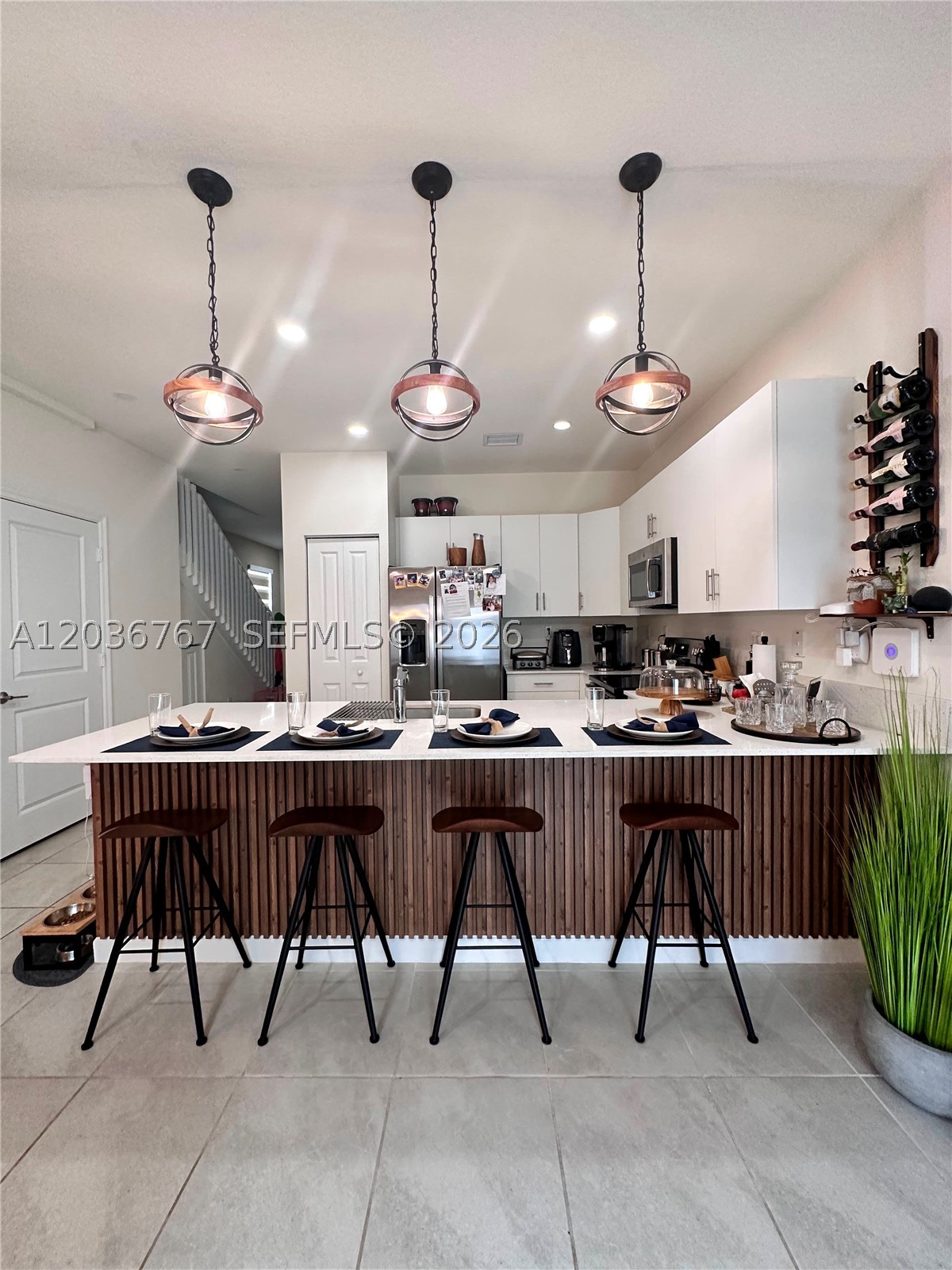 AQUABELLA NORTH - Residential Lease