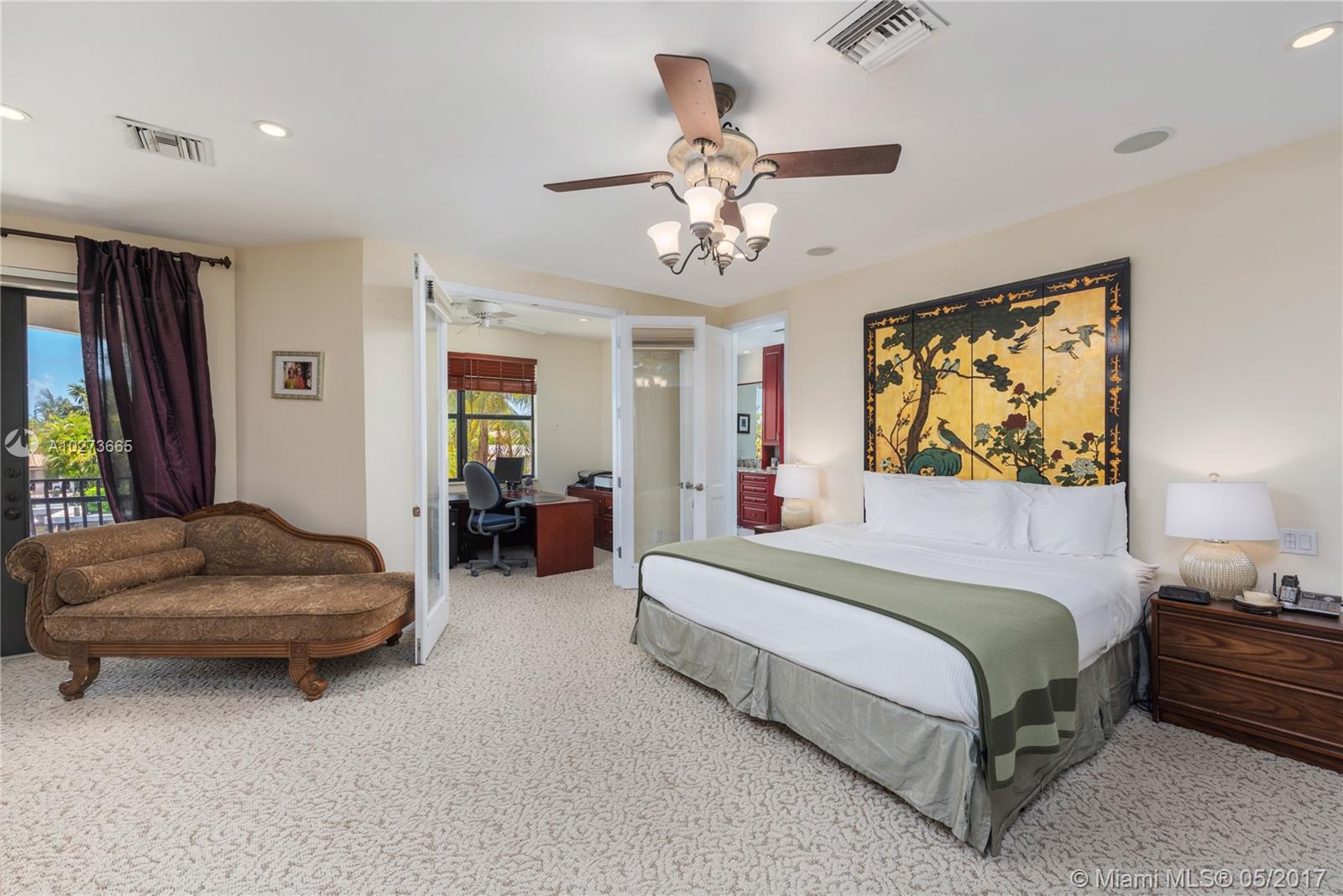 GOLDEN BEACH SEC D - Residential