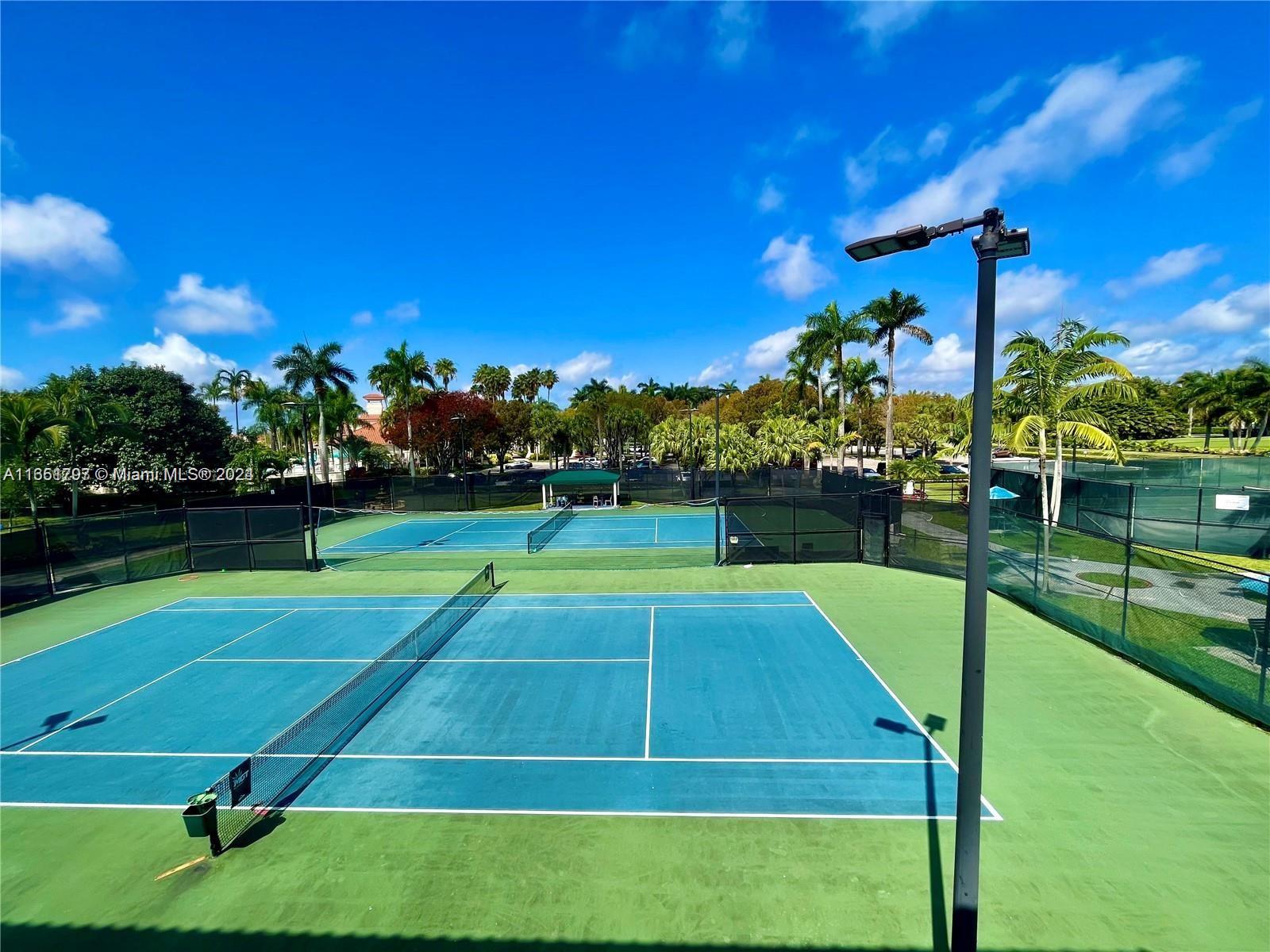 DORAL PK CO CLUB VILLAS C - Residential Lease