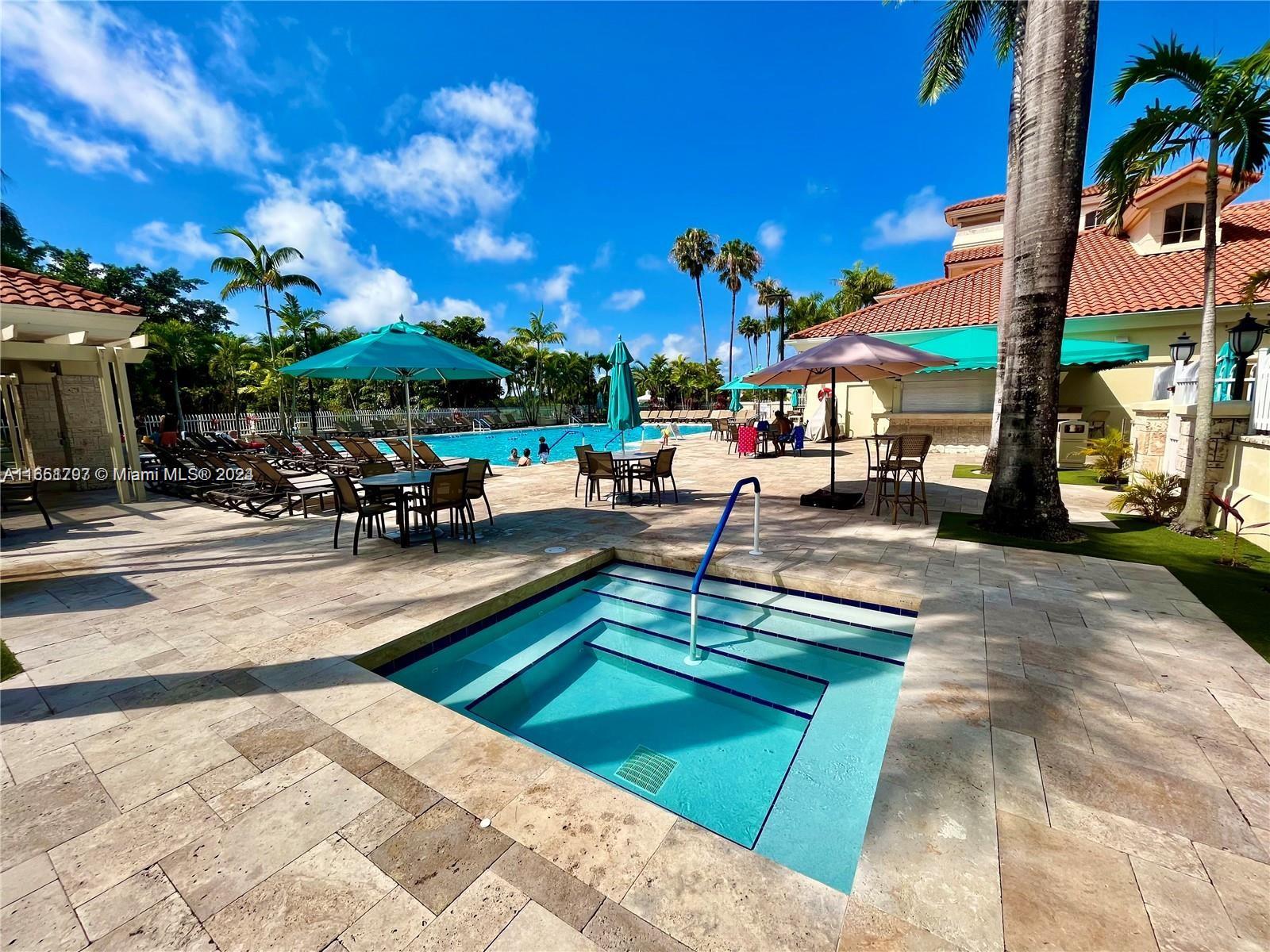 DORAL PK CO CLUB VILLAS C - Residential Lease