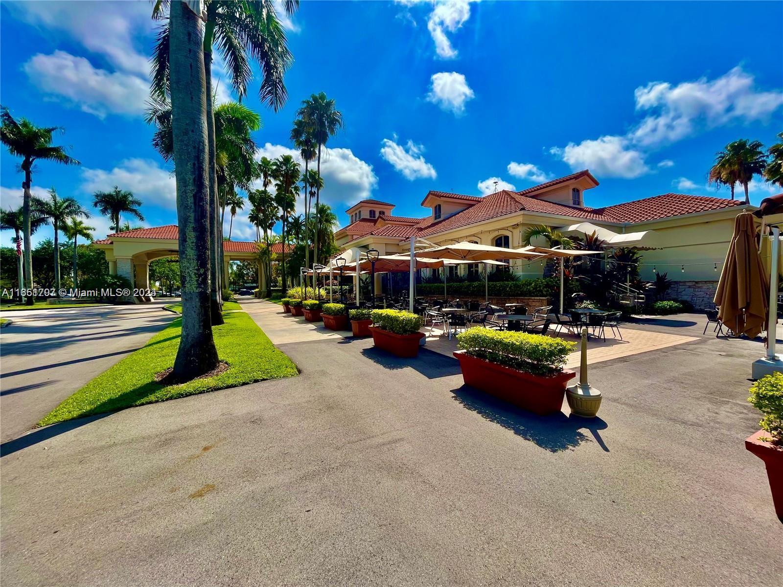 DORAL PK CO CLUB VILLAS C - Residential Lease