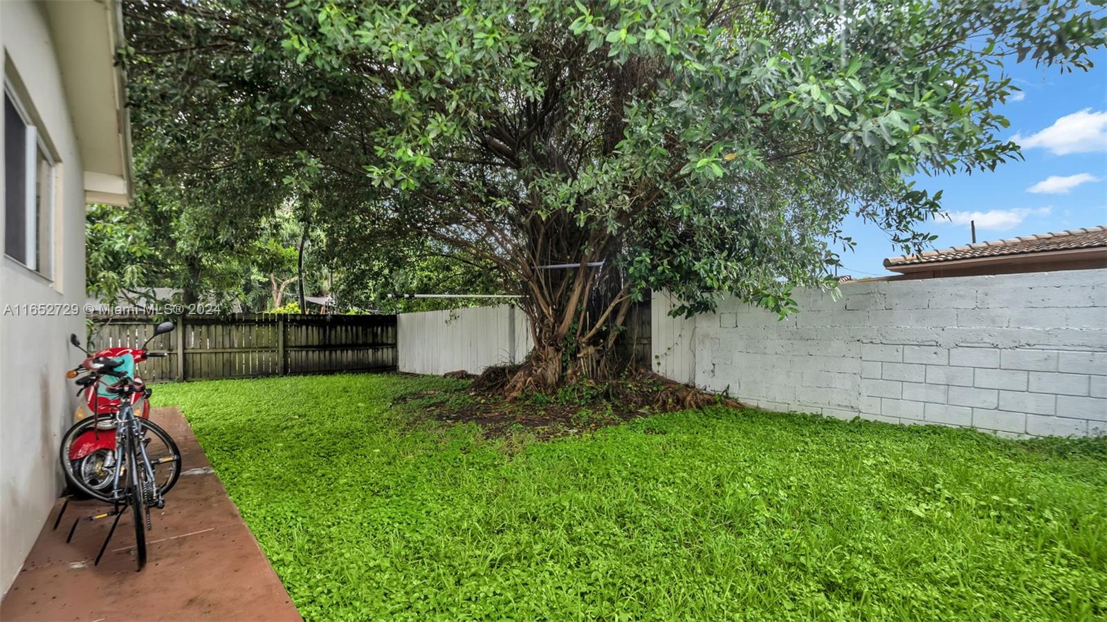 OVERBROOK PARK - Residential Income