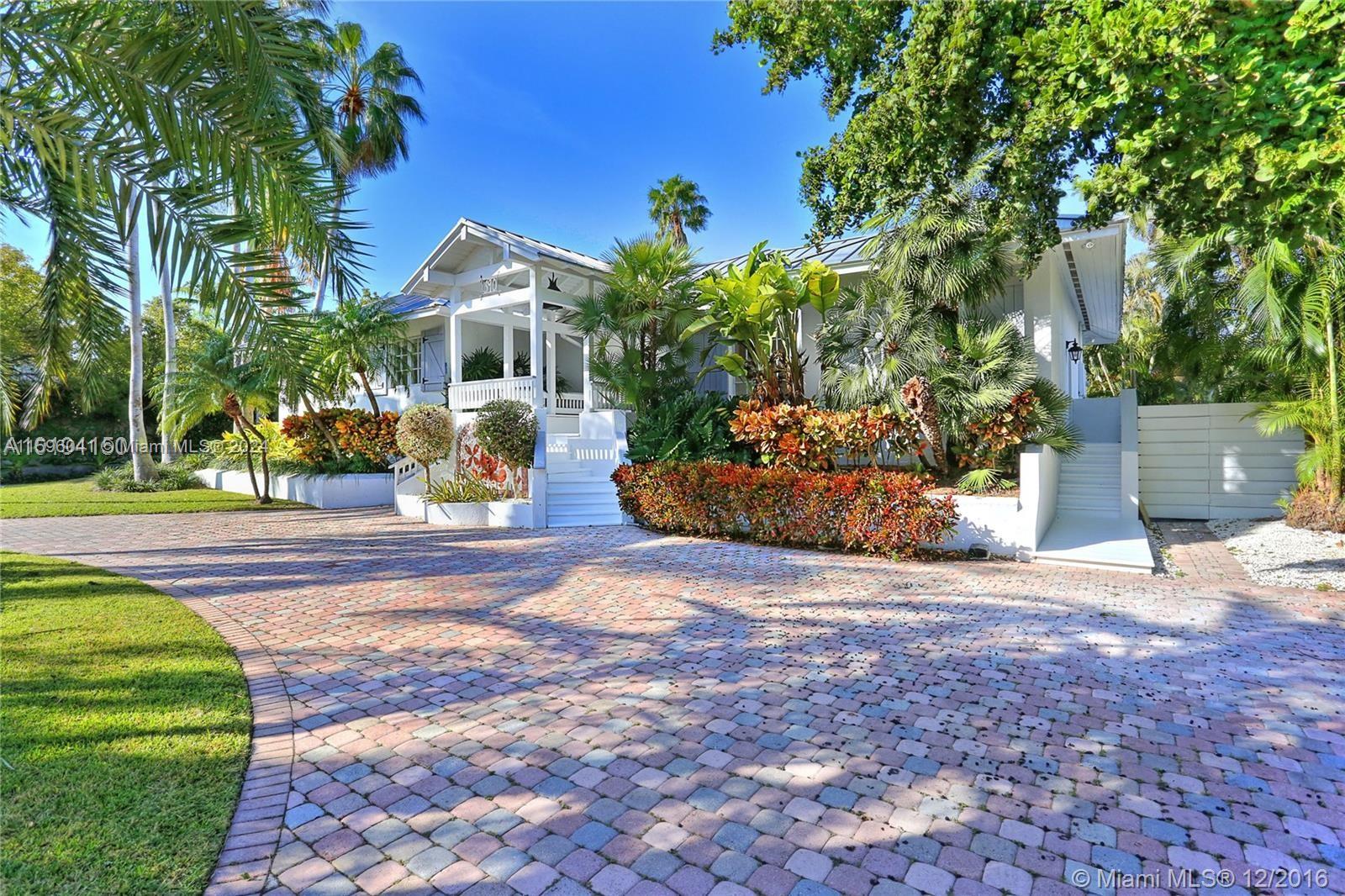 HOLIDAY COLONY - Residential