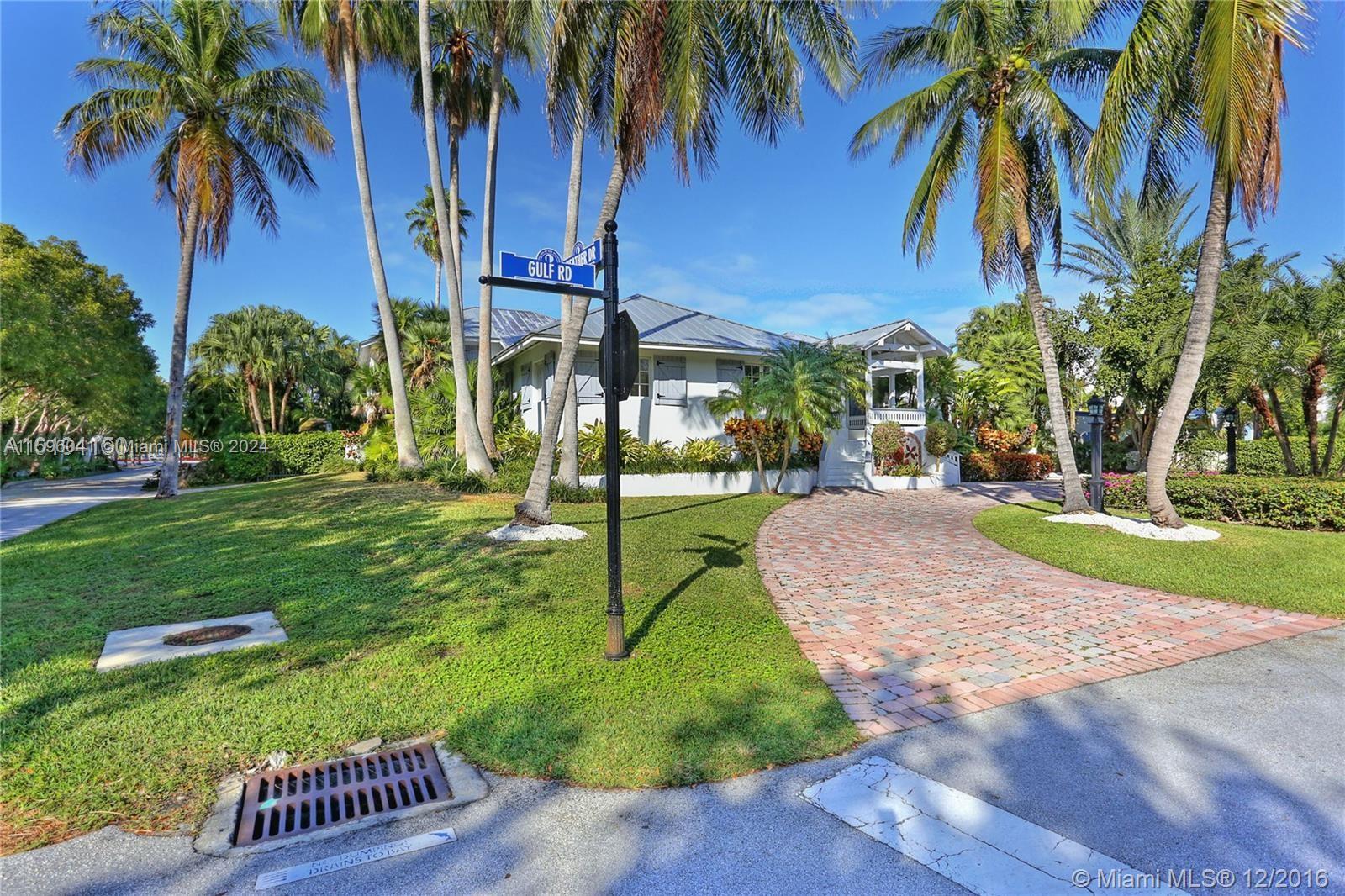 HOLIDAY COLONY - Residential