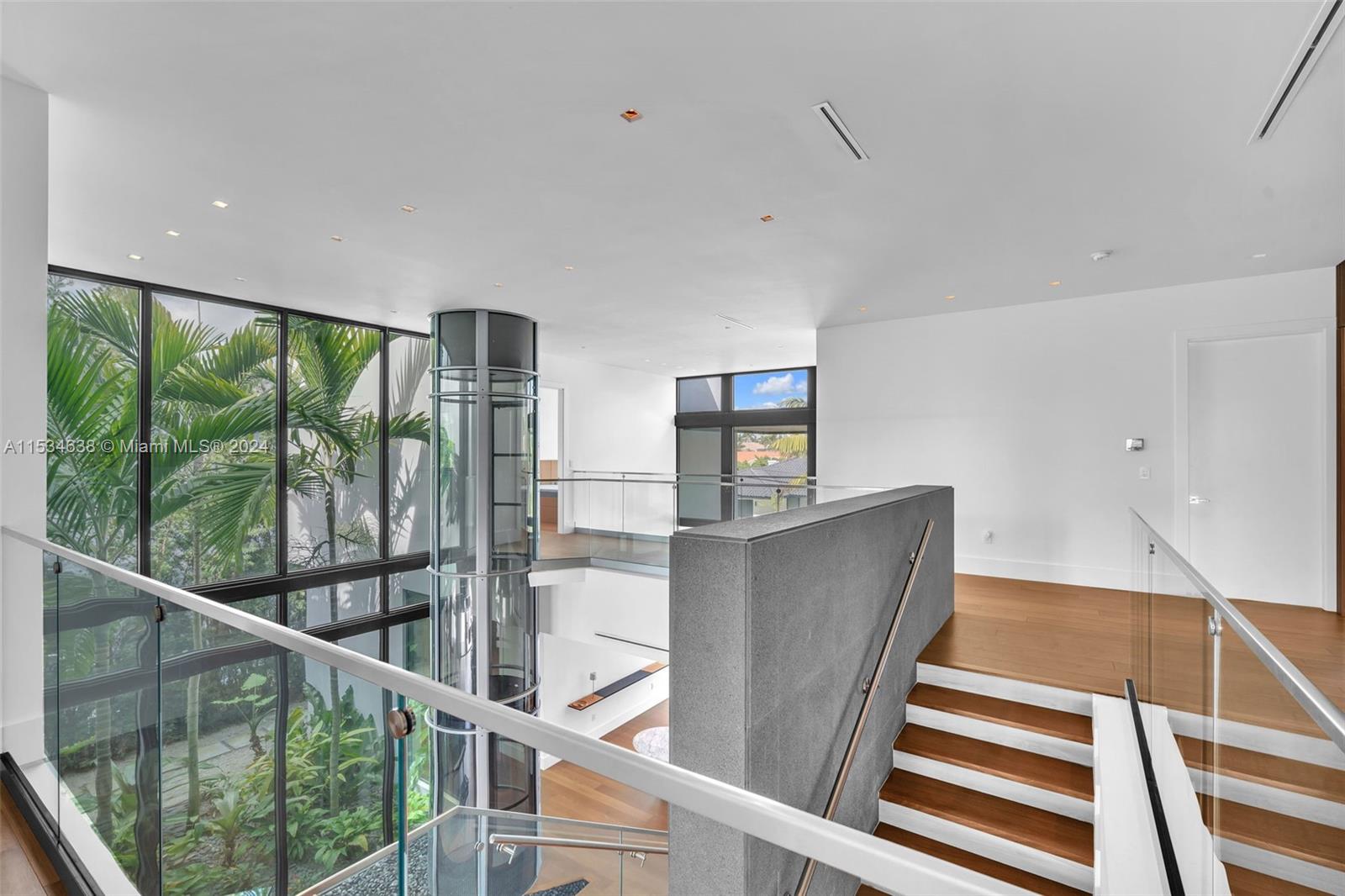EASTERN SHORES 1ST ADDN - Residential
