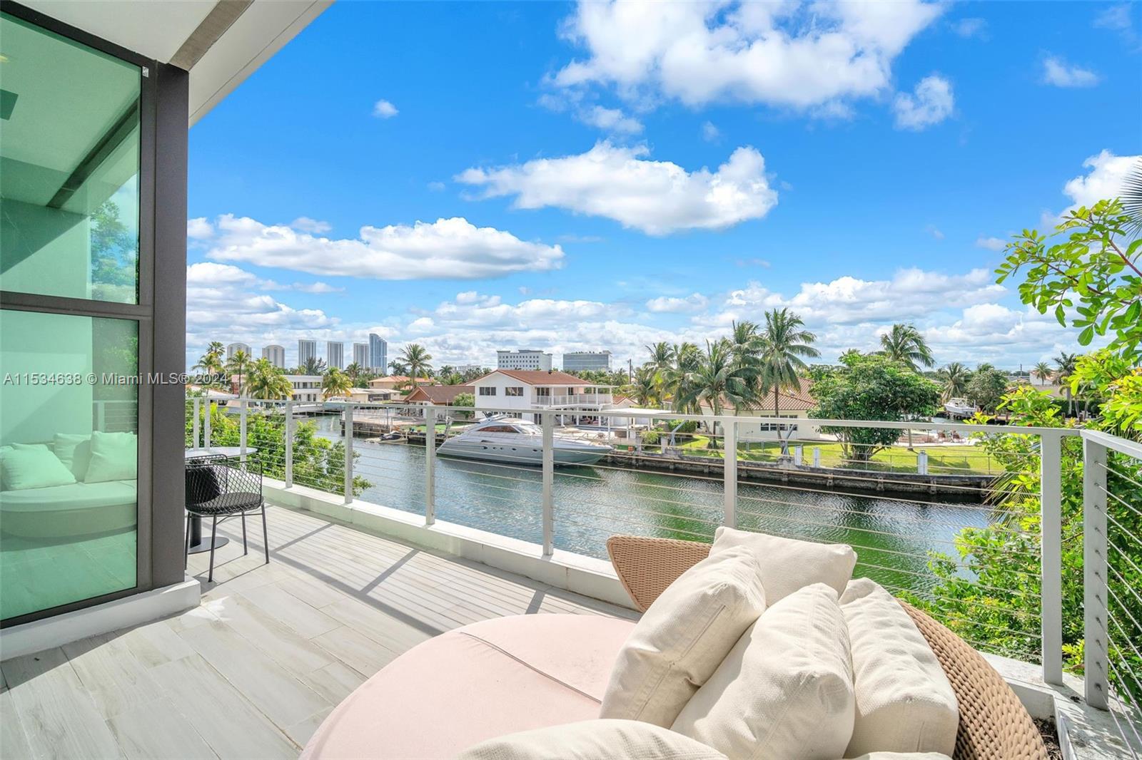 EASTERN SHORES 1ST ADDN - Residential