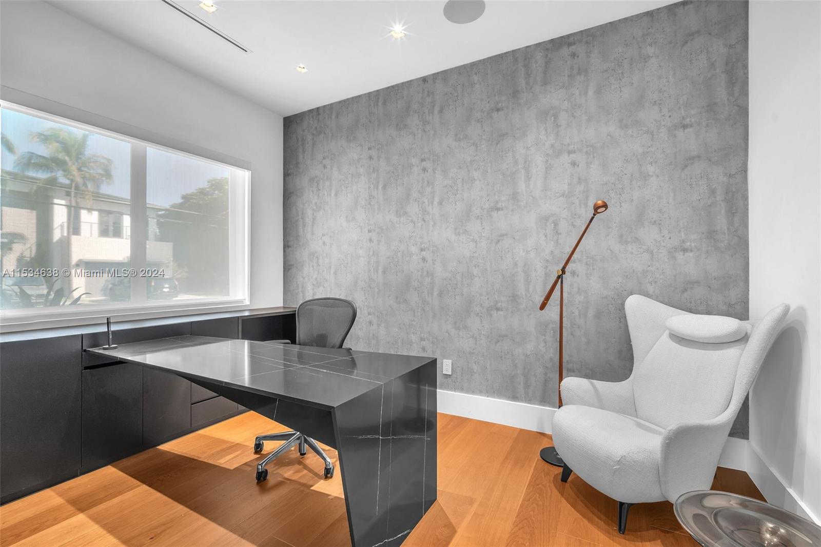 EASTERN SHORES 1ST ADDN - Residential