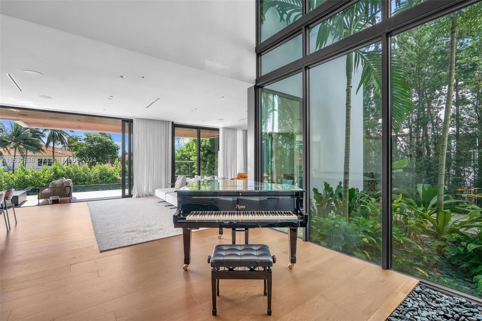 EASTERN SHORES 1ST ADDN - Residential