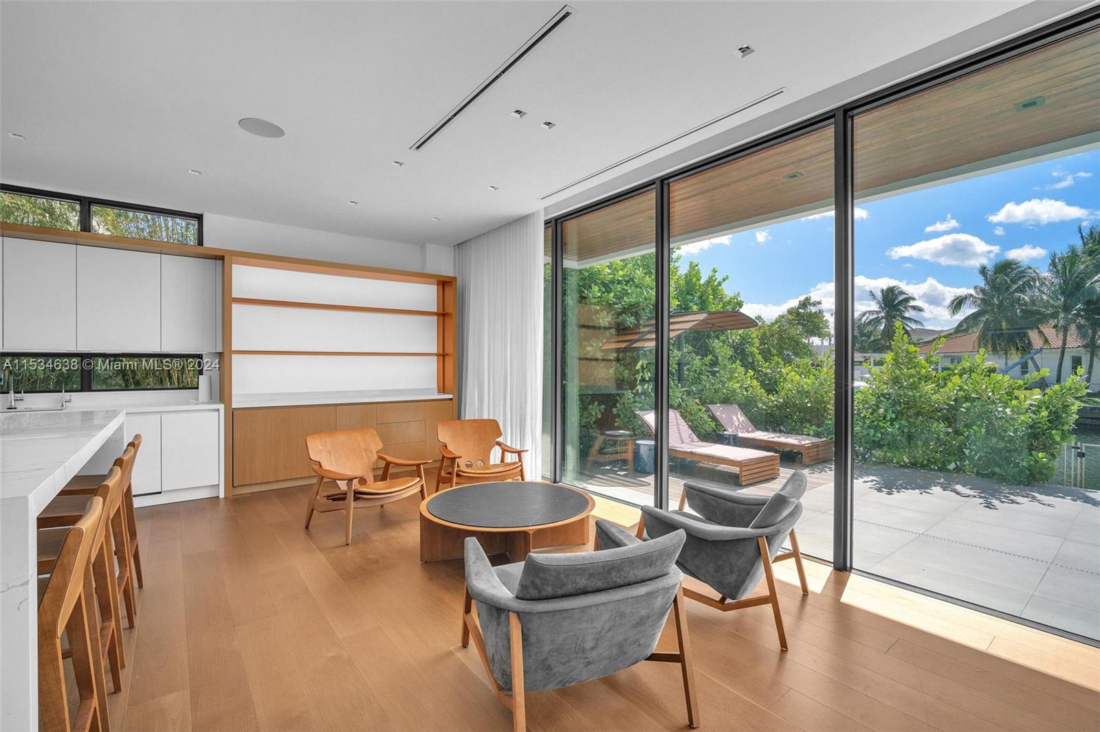 EASTERN SHORES 1ST ADDN - Residential