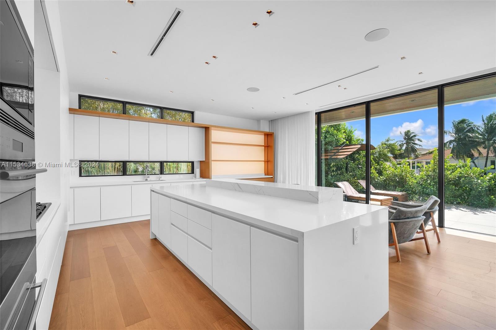 EASTERN SHORES 1ST ADDN - Residential