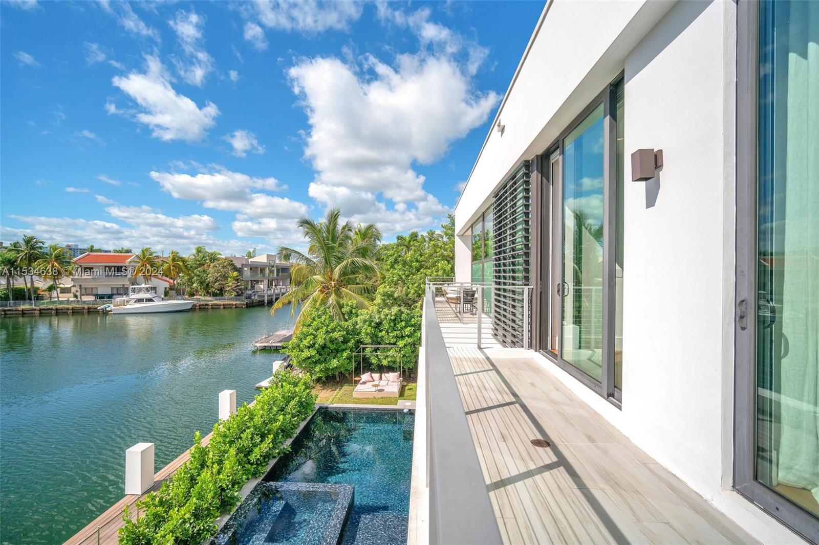 EASTERN SHORES 1ST ADDN - Residential