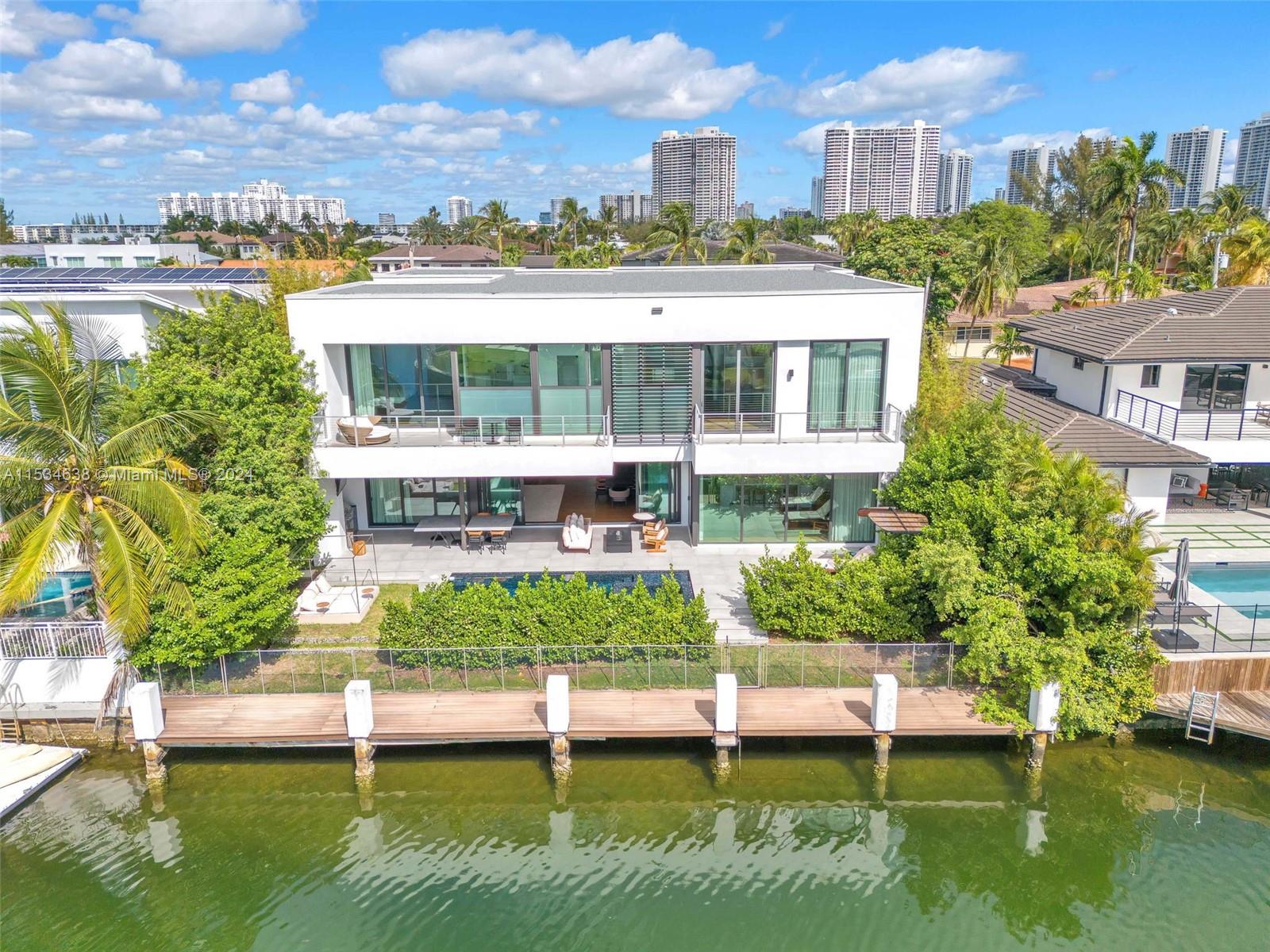 EASTERN SHORES 1ST ADDN - Residential