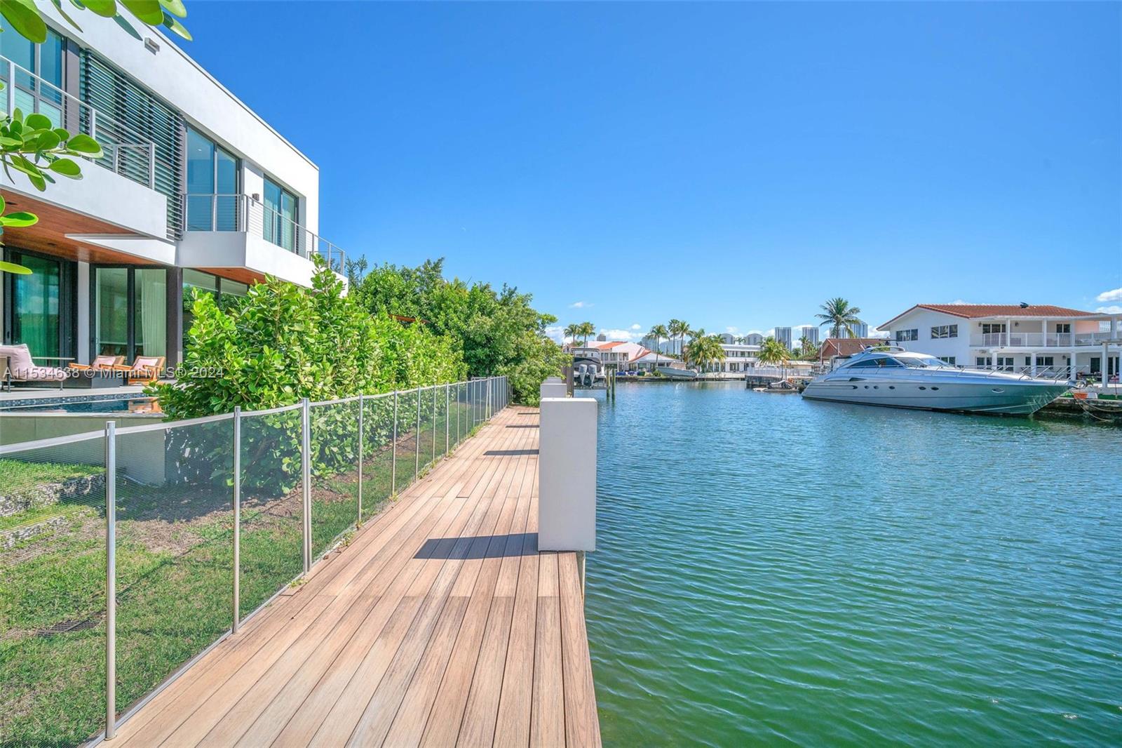 EASTERN SHORES 1ST ADDN - Residential