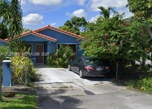 2 bedrooms 2 bathroom in a great neighborhood in the west side of Hialeah. Property has good bones but need a to be partially rehab. Good condition but outdated property. NO ASSIGNABILITY. NO SUBJECT TO OFFERS OR "CREATIVE OFFERS". NO OWNER FINANCE.