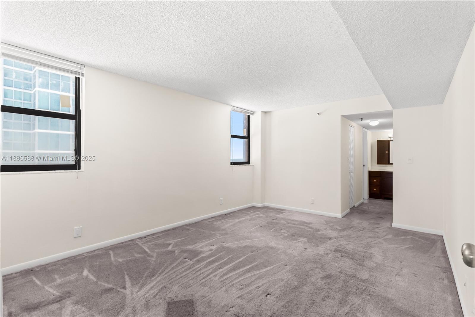 OCEANFRONT PLAZA CONDO - Residential