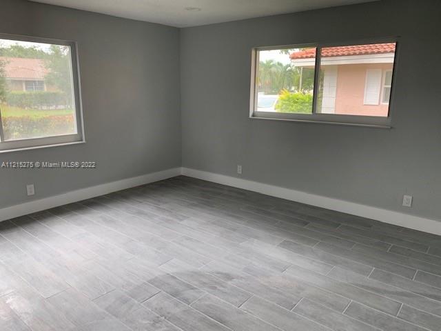 FOREST HILLS SOUTH - Residential Lease