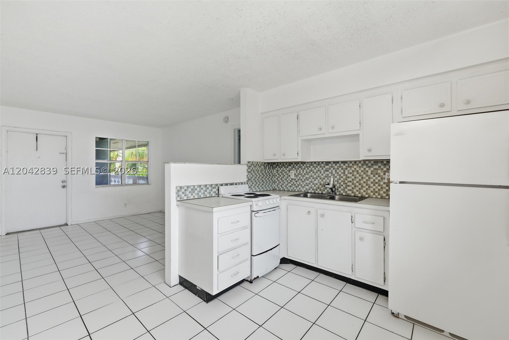 CROISSANT PARK DIXIE CUT- - Residential Lease