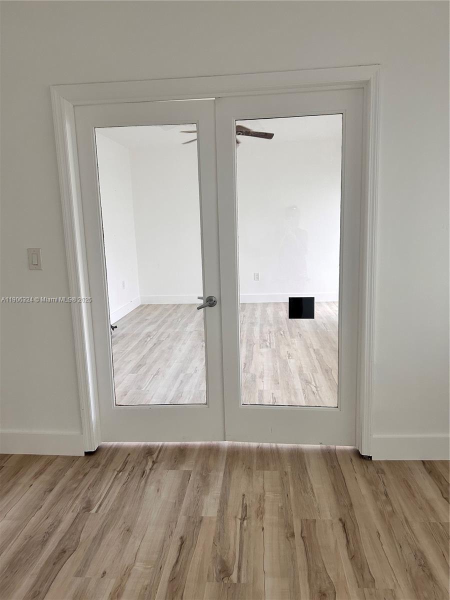 ISLAND POINT SOUTH CONDO - Residential