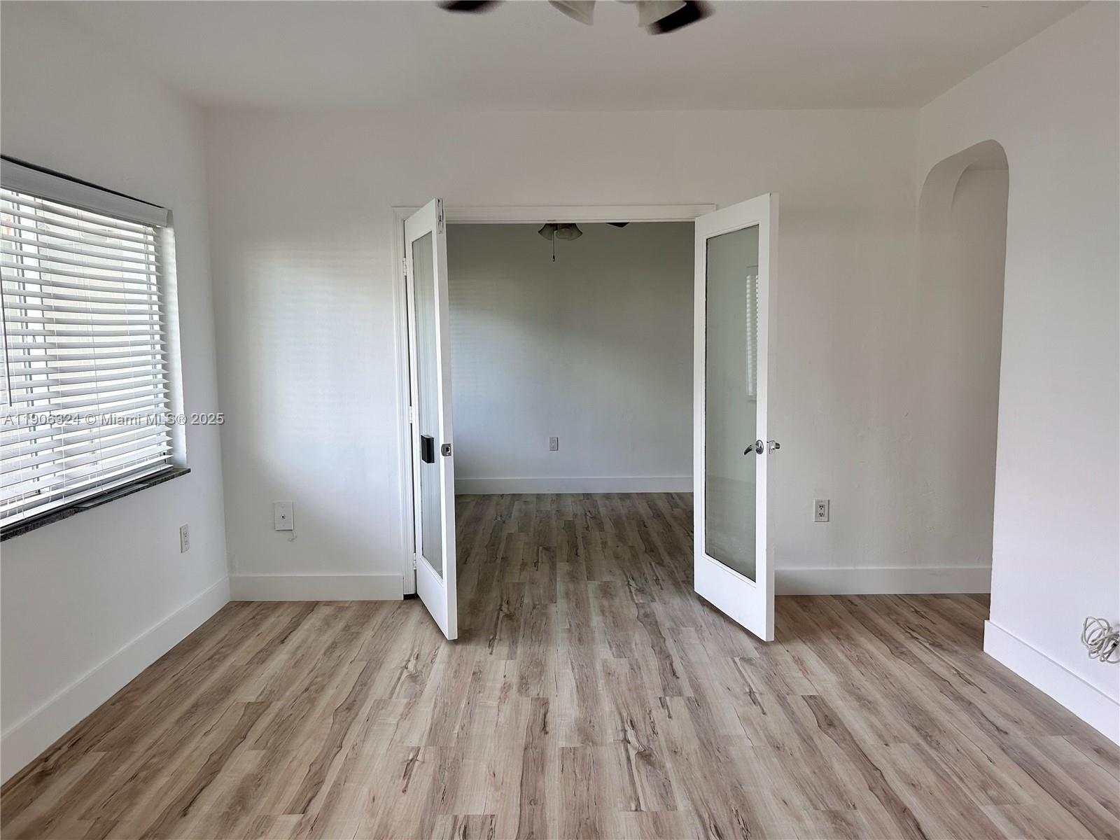 ISLAND POINT SOUTH CONDO - Residential