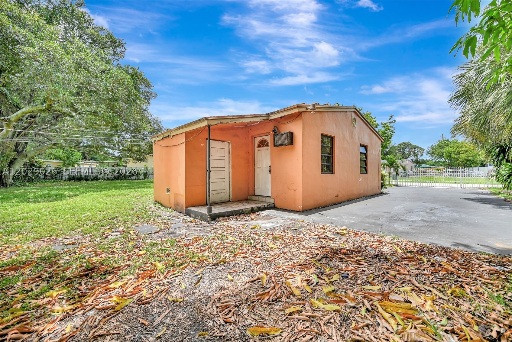 BUNCHE PARK 1 ADDN - Residential
