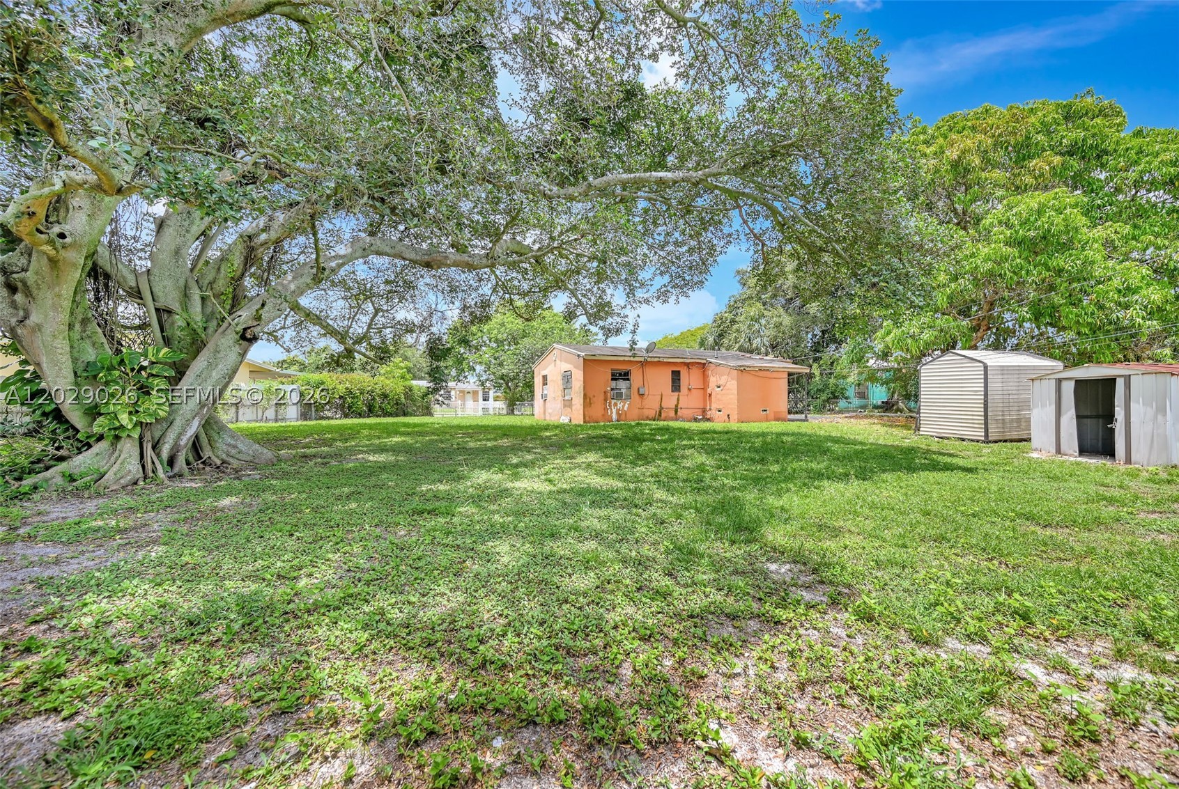 BUNCHE PARK 1 ADDN - Residential