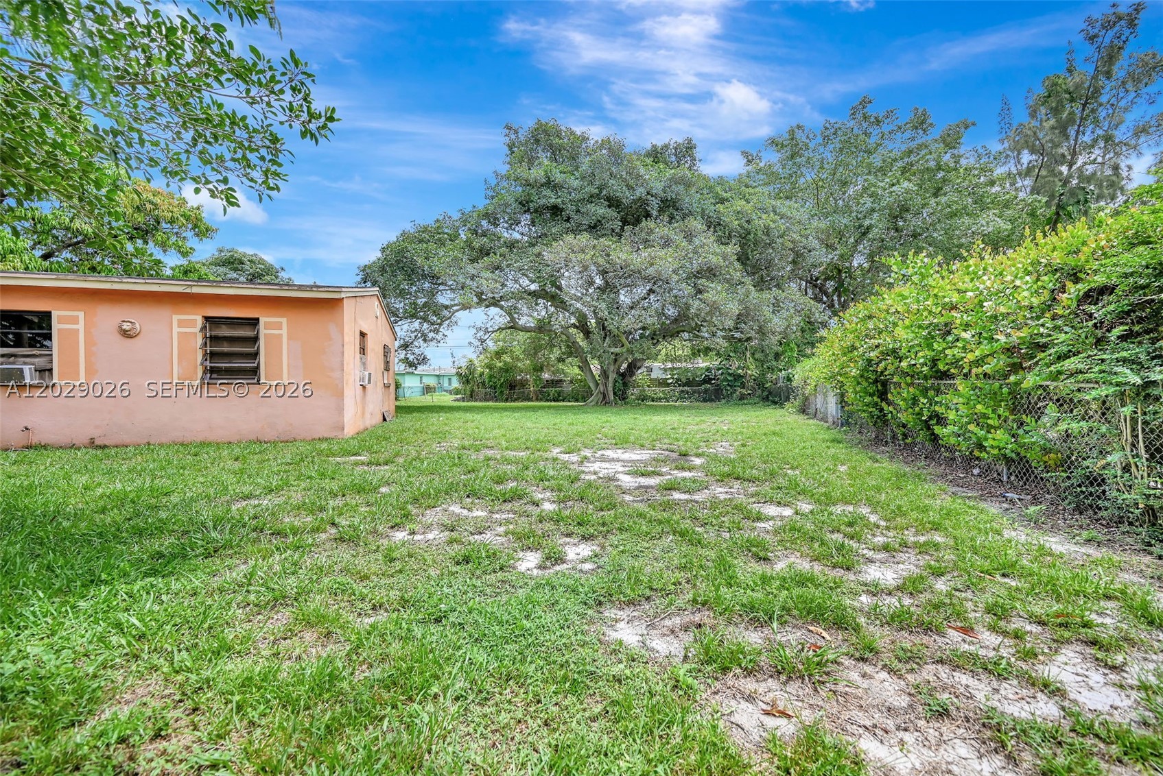 BUNCHE PARK 1 ADDN - Residential