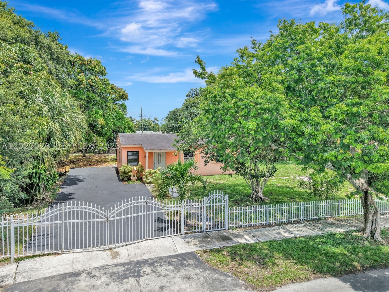 BUNCHE PARK 1 ADDN - Residential
