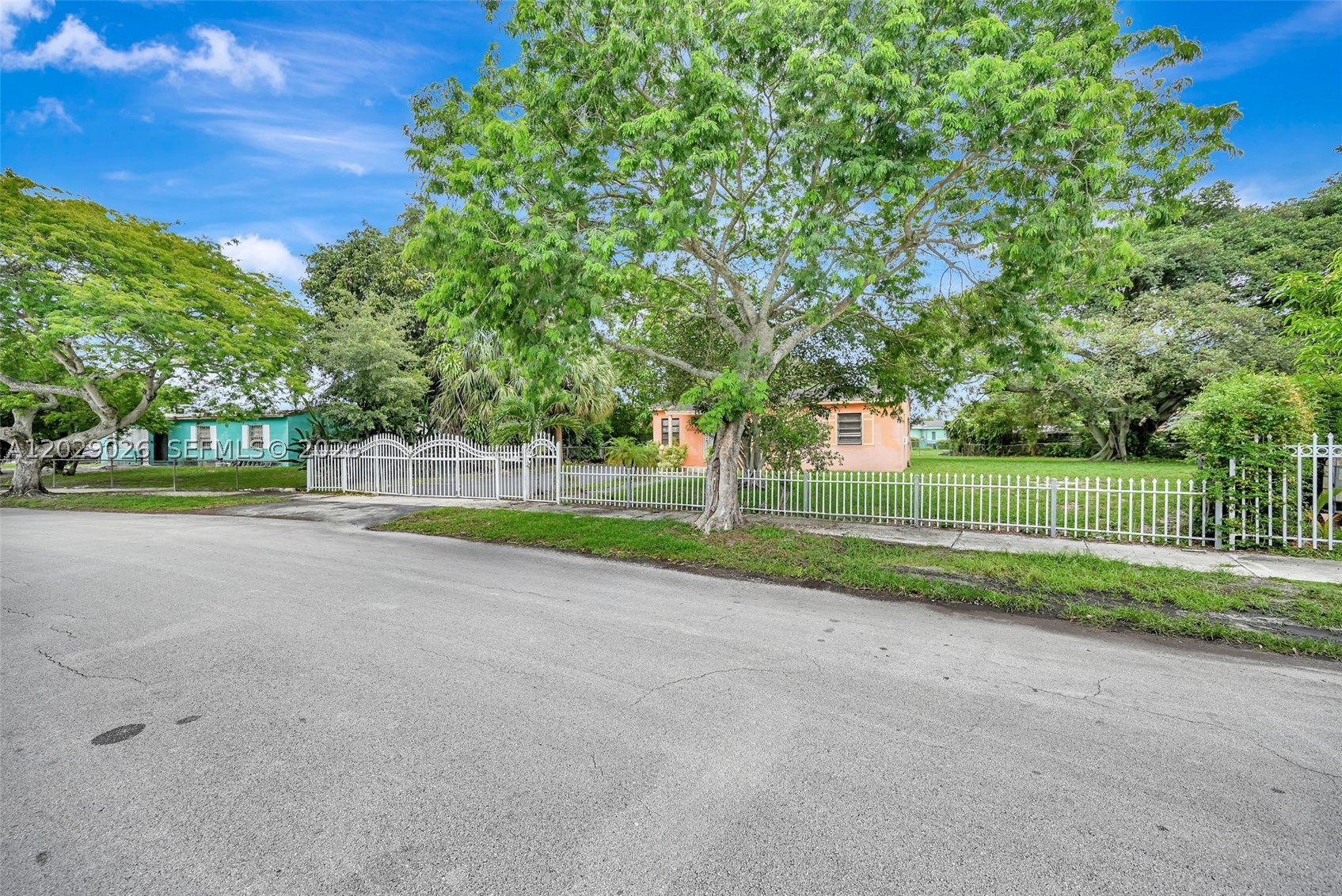 BUNCHE PARK 1 ADDN - Residential