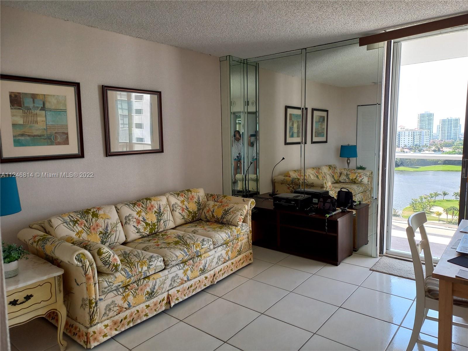 FLAMENCO CONDO-TOWER II - Residential Lease