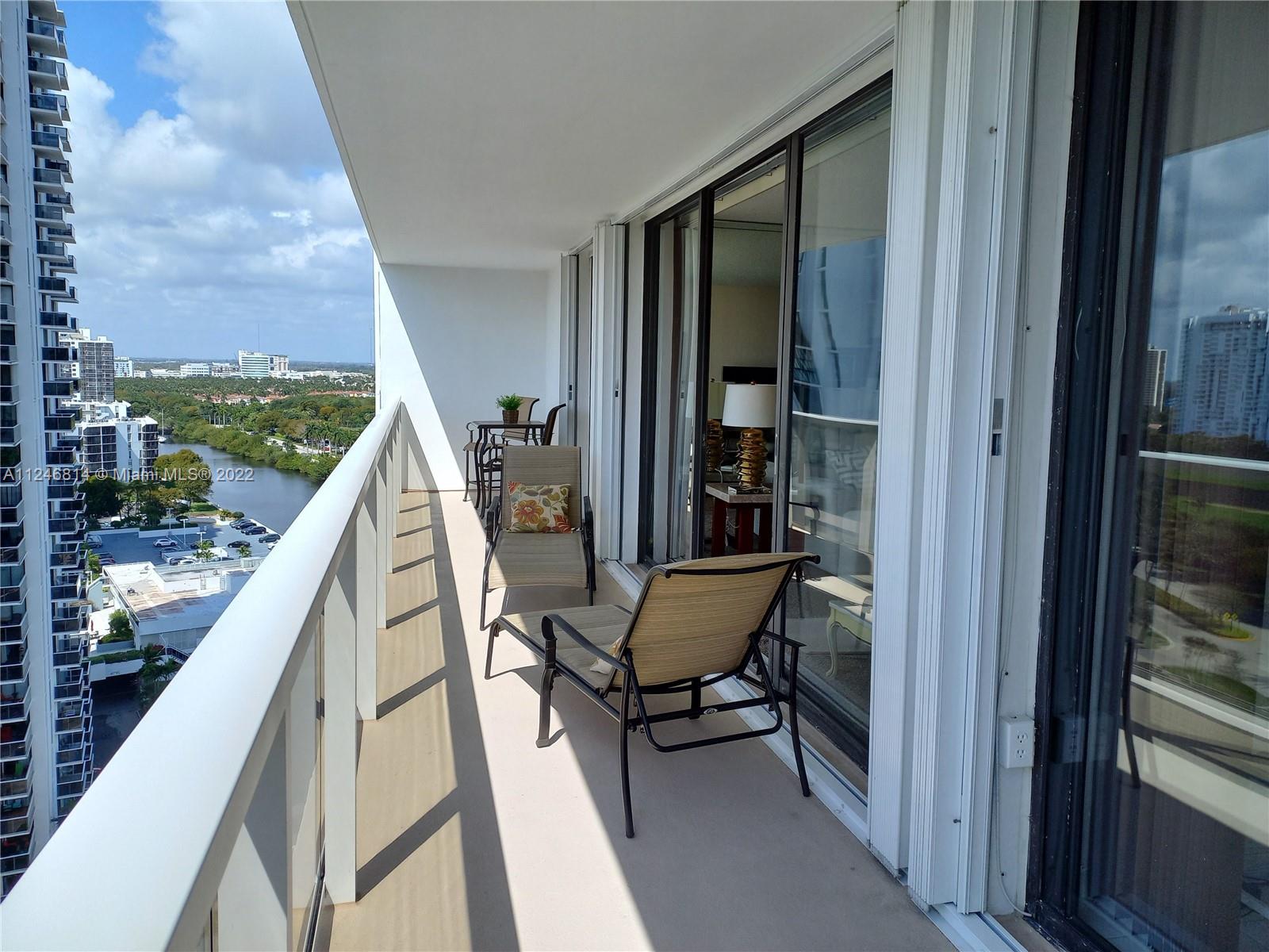 FLAMENCO CONDO-TOWER II - Residential Lease