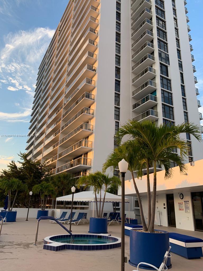 FLAMENCO CONDO-TOWER II - Residential Lease