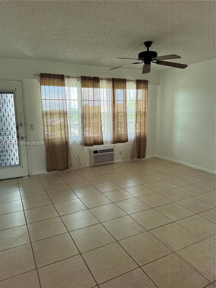 NEW HAMPTON AT CENTURY VI - Residential