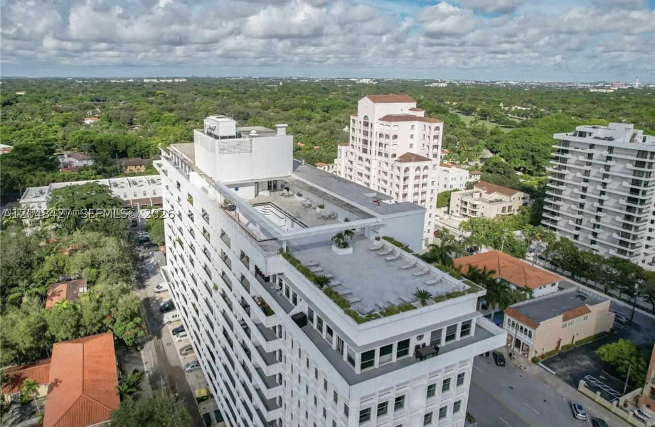 DAVID WILLIAM HOTEL CONDO - Residential