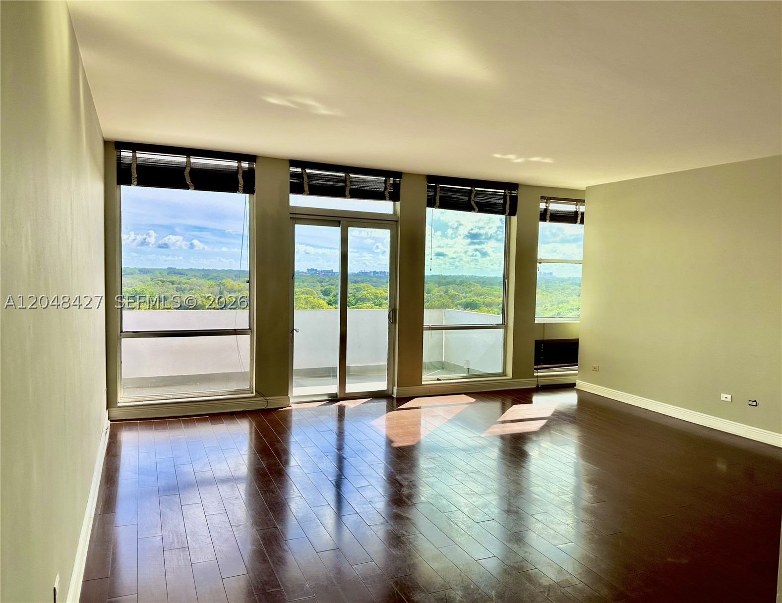 DAVID WILLIAM HOTEL CONDO - Residential