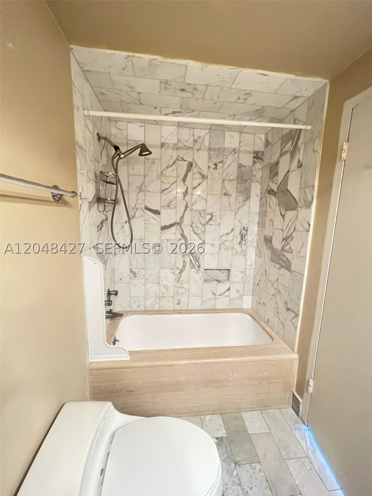 DAVID WILLIAM HOTEL CONDO - Residential