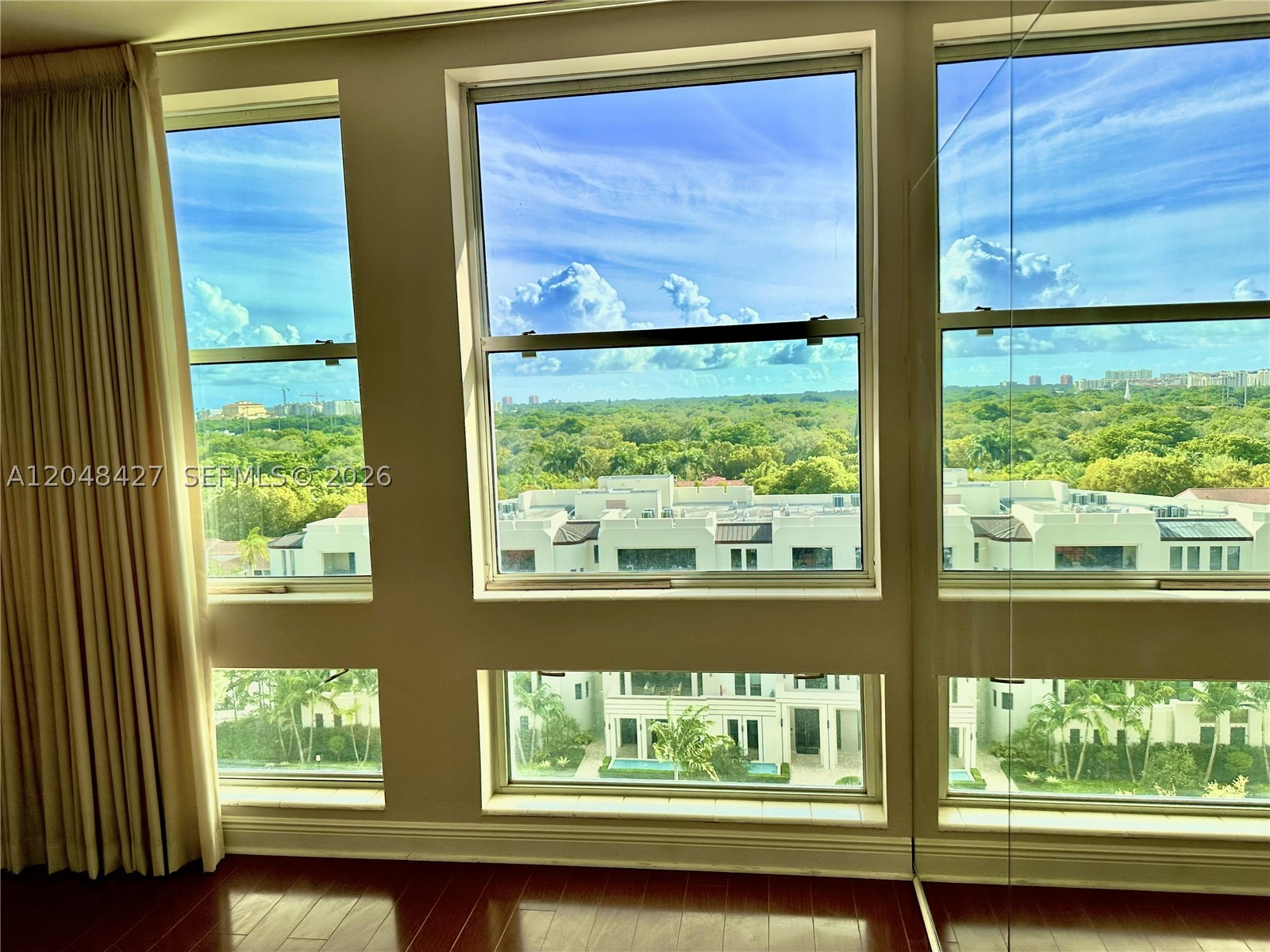 DAVID WILLIAM HOTEL CONDO - Residential