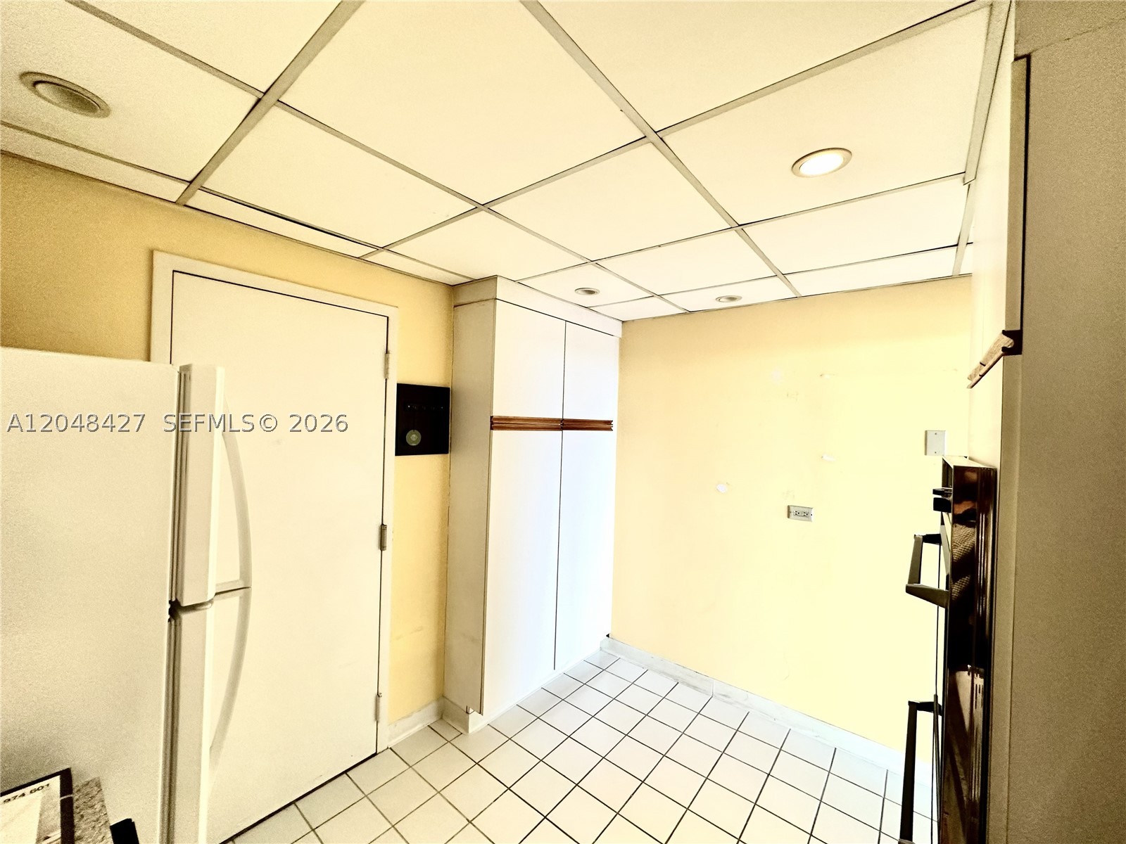 DAVID WILLIAM HOTEL CONDO - Residential