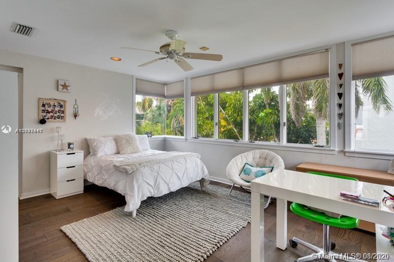 BAY HOMES SUB DB 338-23 - Residential