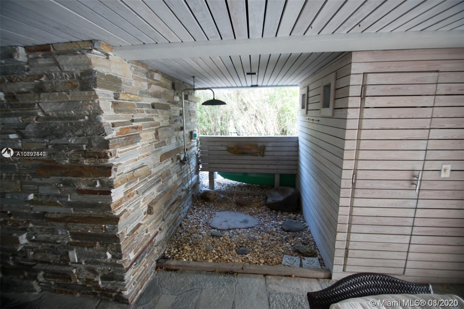 BAY HOMES SUB DB 338-23 - Residential