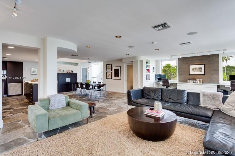 BAY HOMES SUB DB 338-23 - Residential