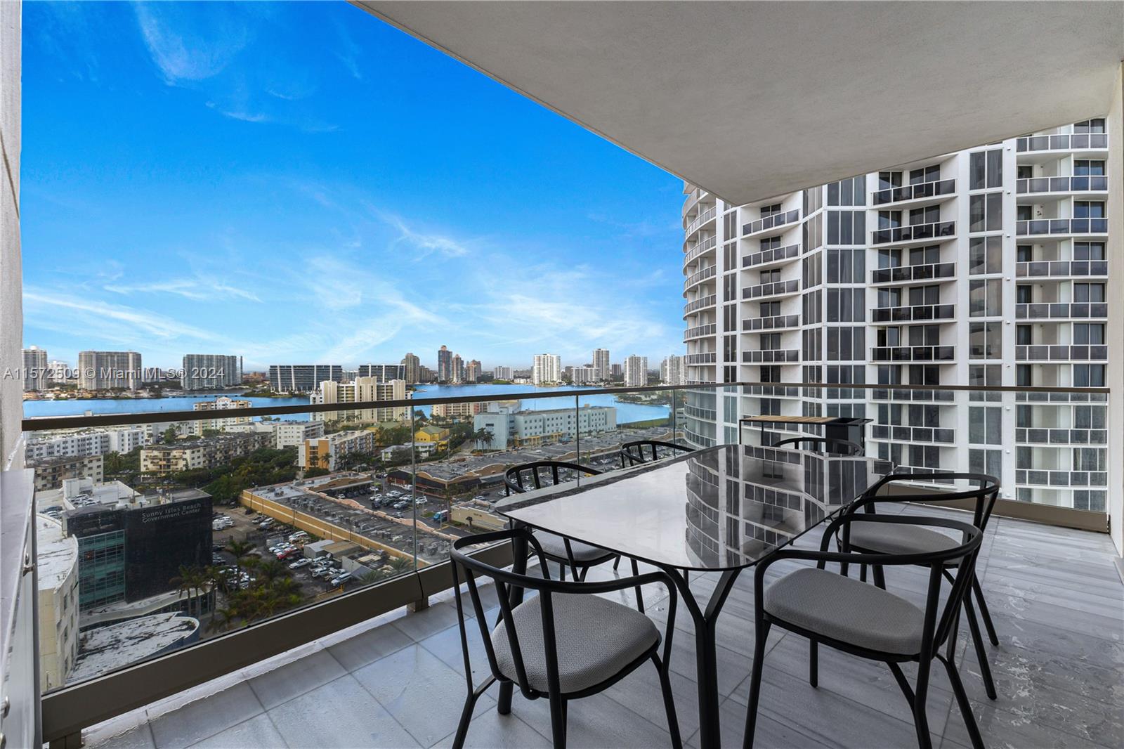 ESTATES AT ACQUALINA - Residential