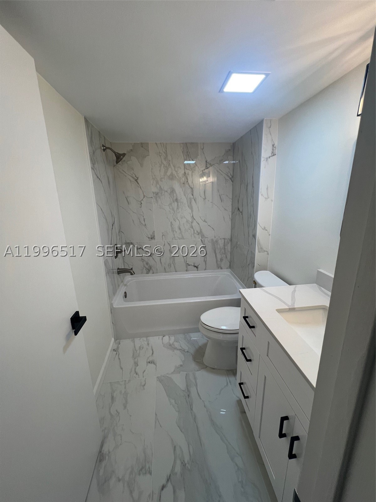 SUMMERBREEZE CONDO - Residential