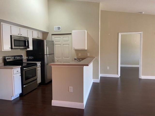 THE CLUB AT ST LUCIE WEST - Residential Lease