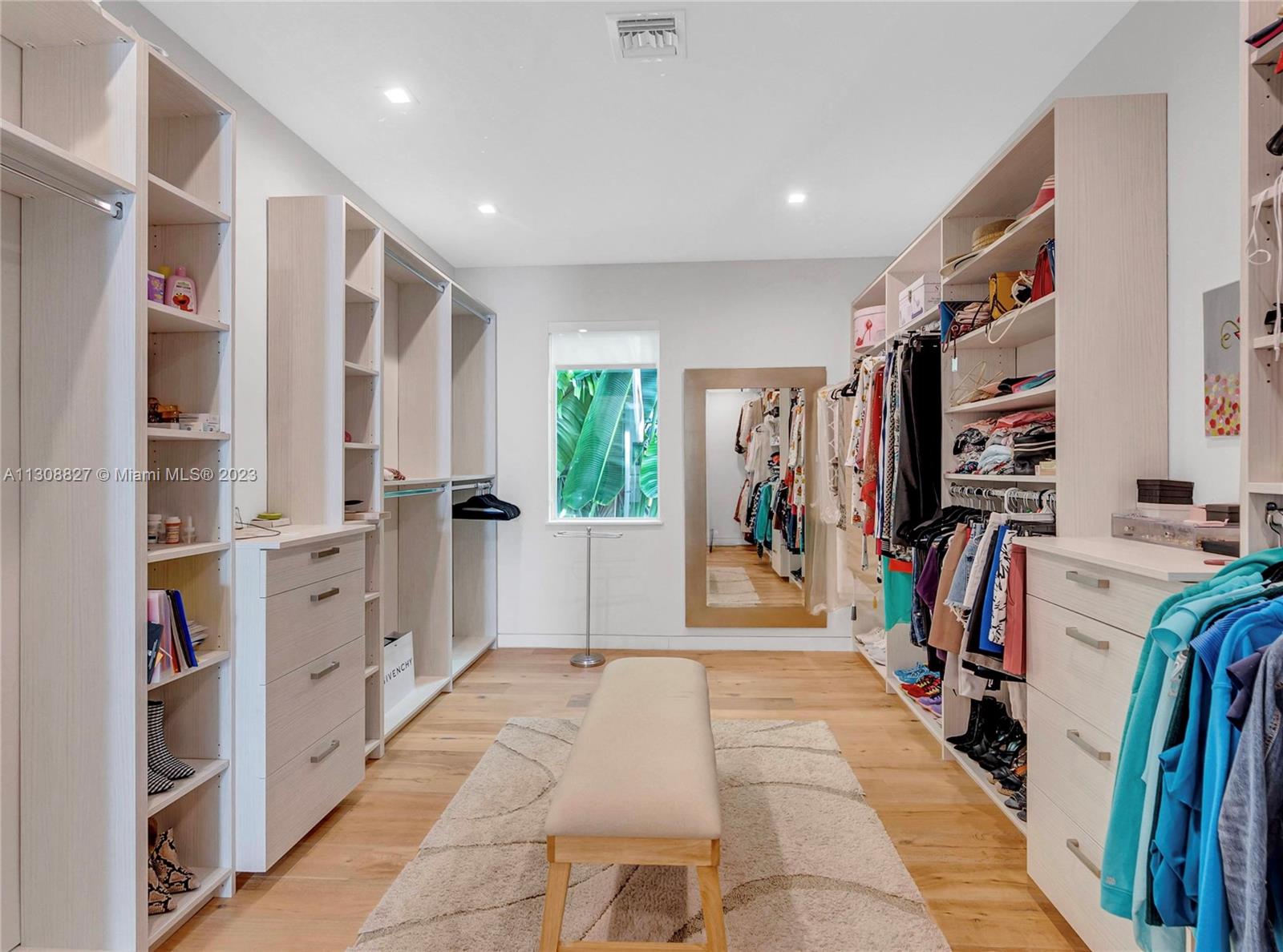 WOODRIDGE SUB - Residential