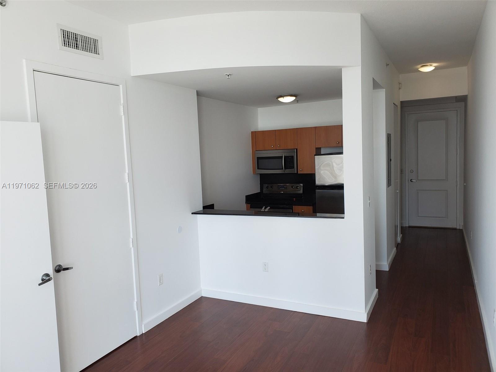 EDGEWATER LOFTS CONDO - Residential Lease