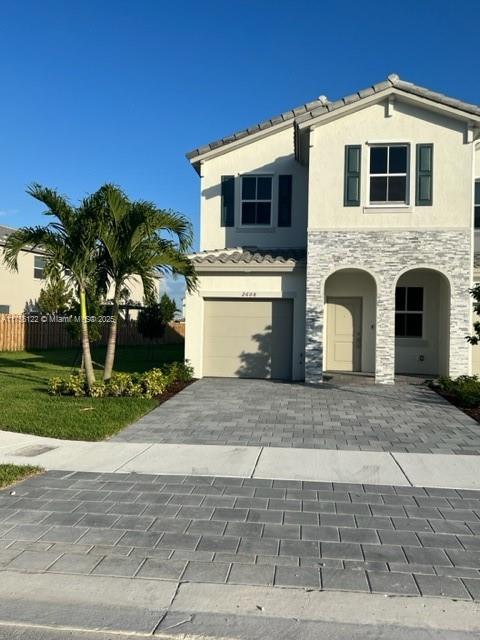 Welcome home, come and see this beautiful corner townhouse with extra patio on the side of the house and a lot of natural lights, in the beautiful Riviera by Lennar community, great location, close to great schools, Restaurants and Turnpike.