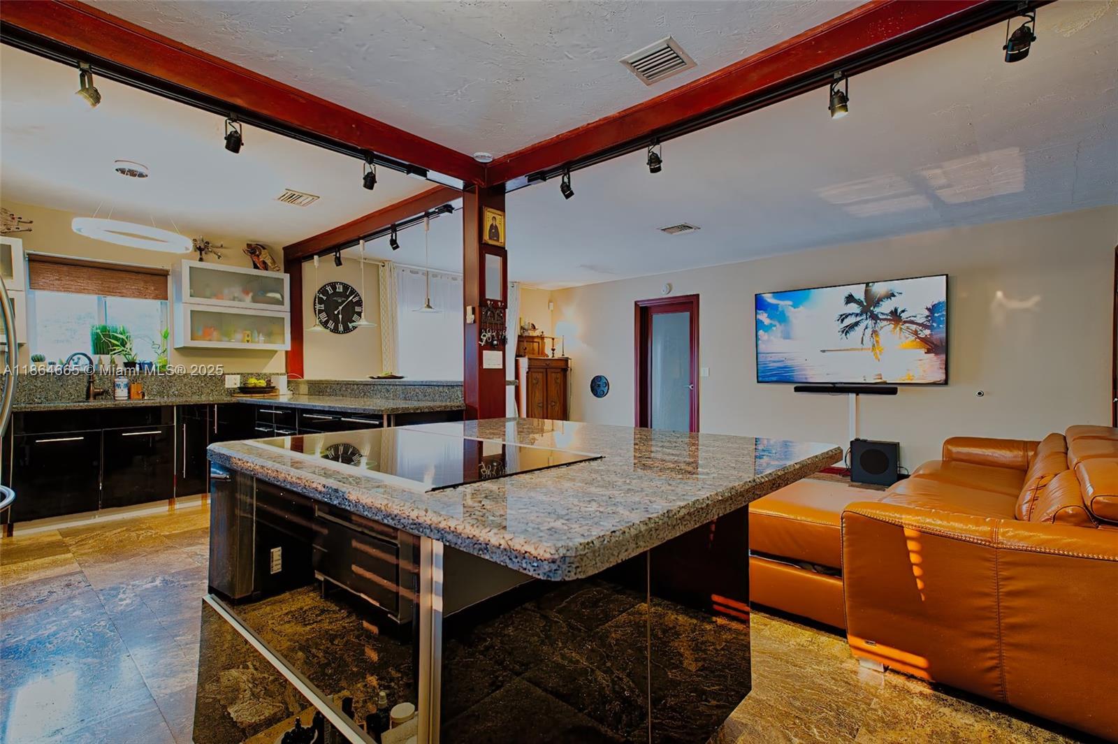 HOLLYWOOD SOUTH SIDE ADD - Residential