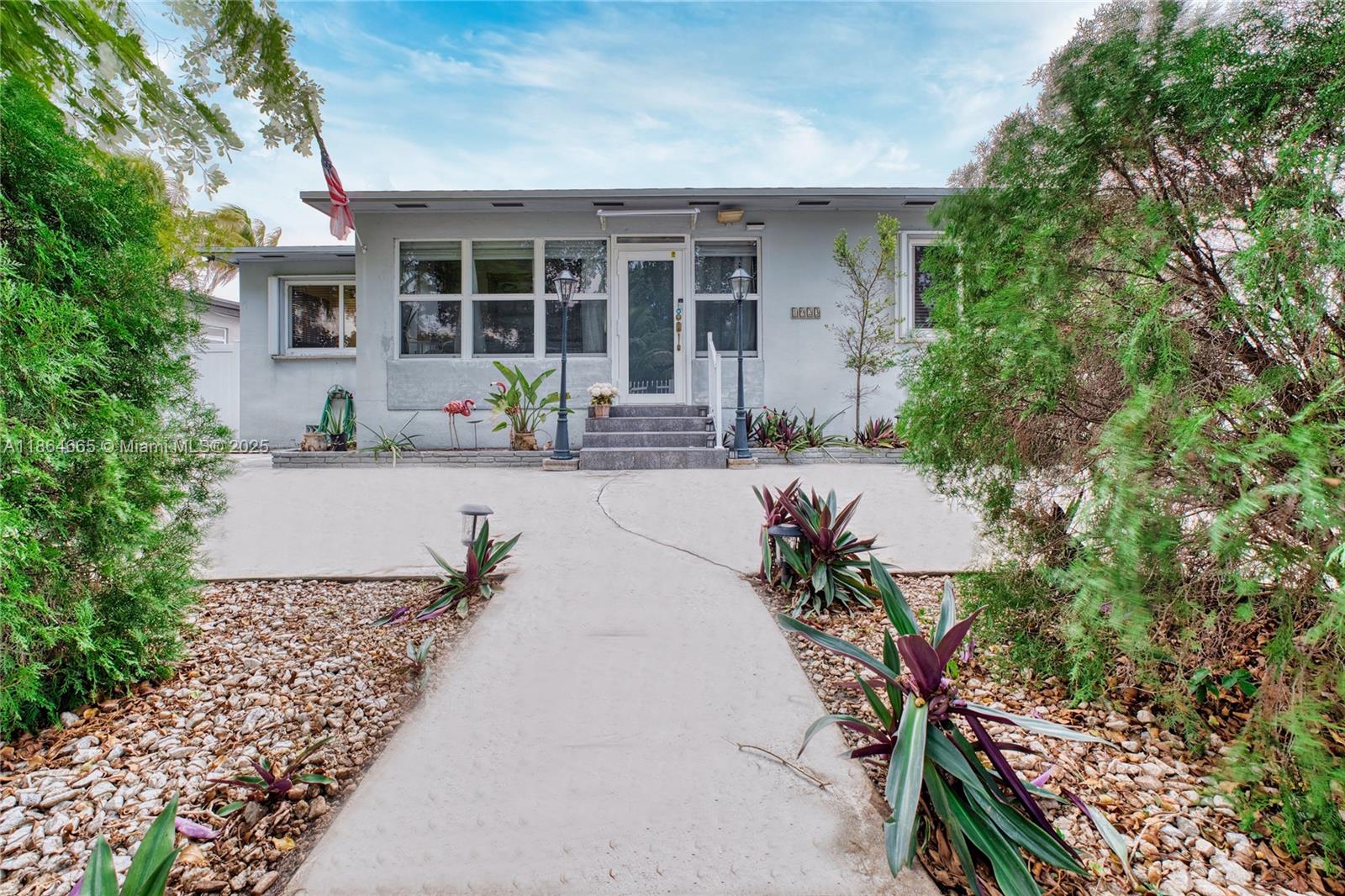 Charming Hollywood Home – Prime Location!?This beautifully updated 2-bedroom, 1-bath home with a den sits on an 8,130 sq. ft. lot featuring a large backyard with PVC fencing and an extra-wide rolling gate for easy access. The front boasts a circular driveway accommodating 4+ cars with double rolling gates 
Recent Upgrades
New roof with warranty
New water heater and recently serviced A/C
Impact windows and doors throughout
Brand-new full-size washer & dryer
Updated granite countertops, Bosch induction cooktop on the kitchen island
Natural stone flooring in living and kitchen areas
Open-concept kitchen layout for modern living
Located in the heart of Hollywood, close to shopping, art galleries, restaurants, and events. Just minutes from the famous Hollywood Beach and Broadwalk