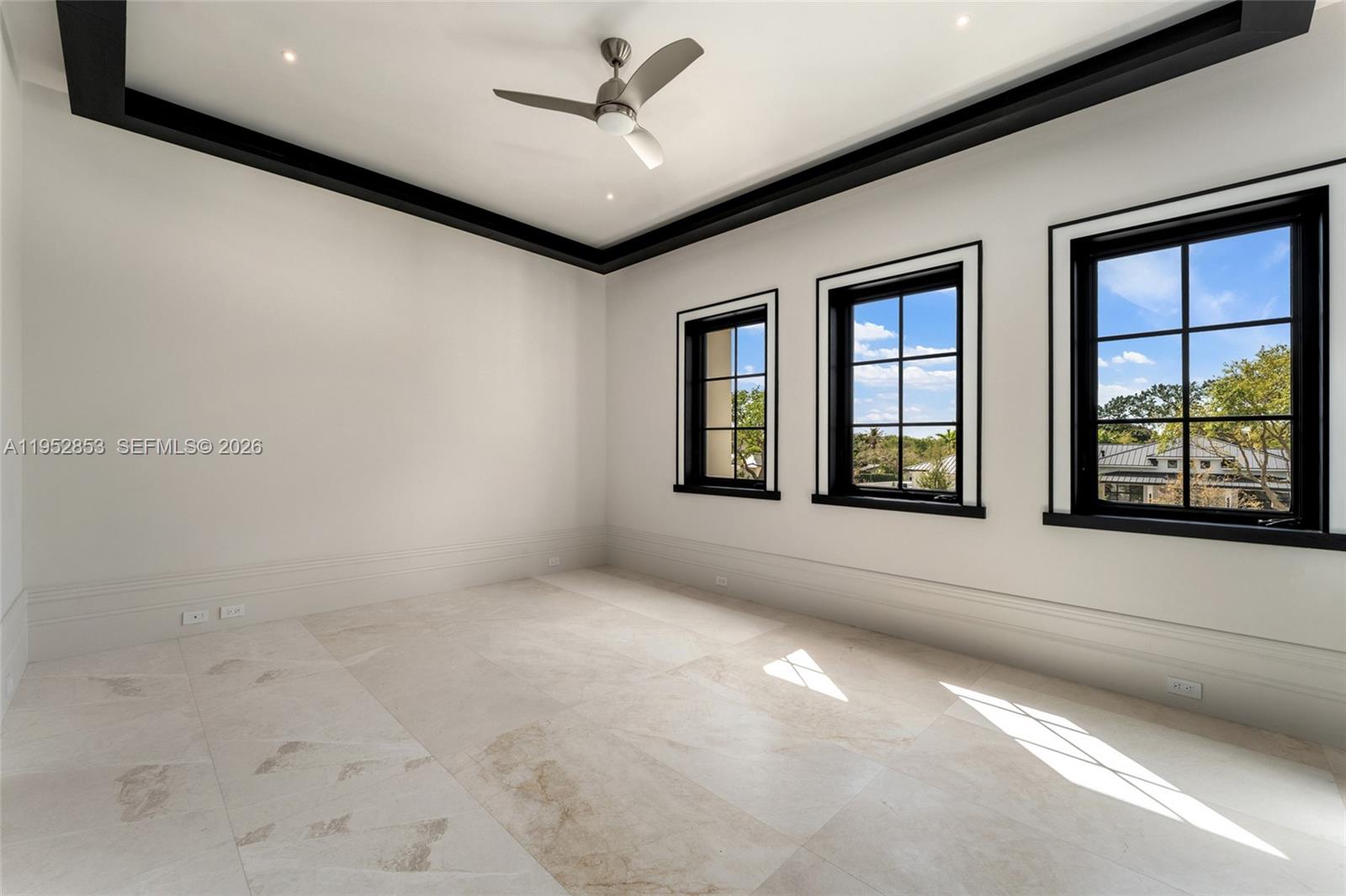 COLLINS ACRES - Residential