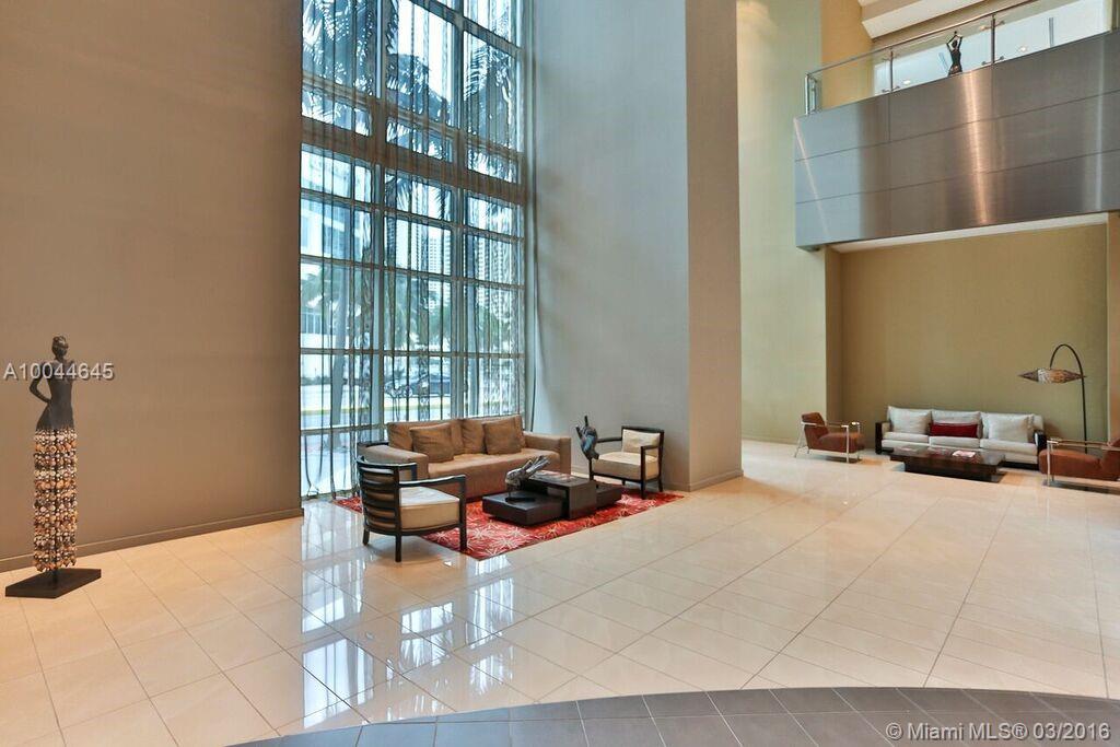 Met 01 - Residential Lease